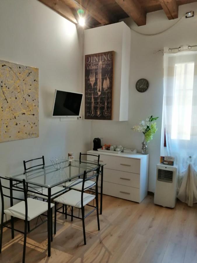 Castle View Lodge Intero Appartamento Verona Centro Storico Bagian luar foto
